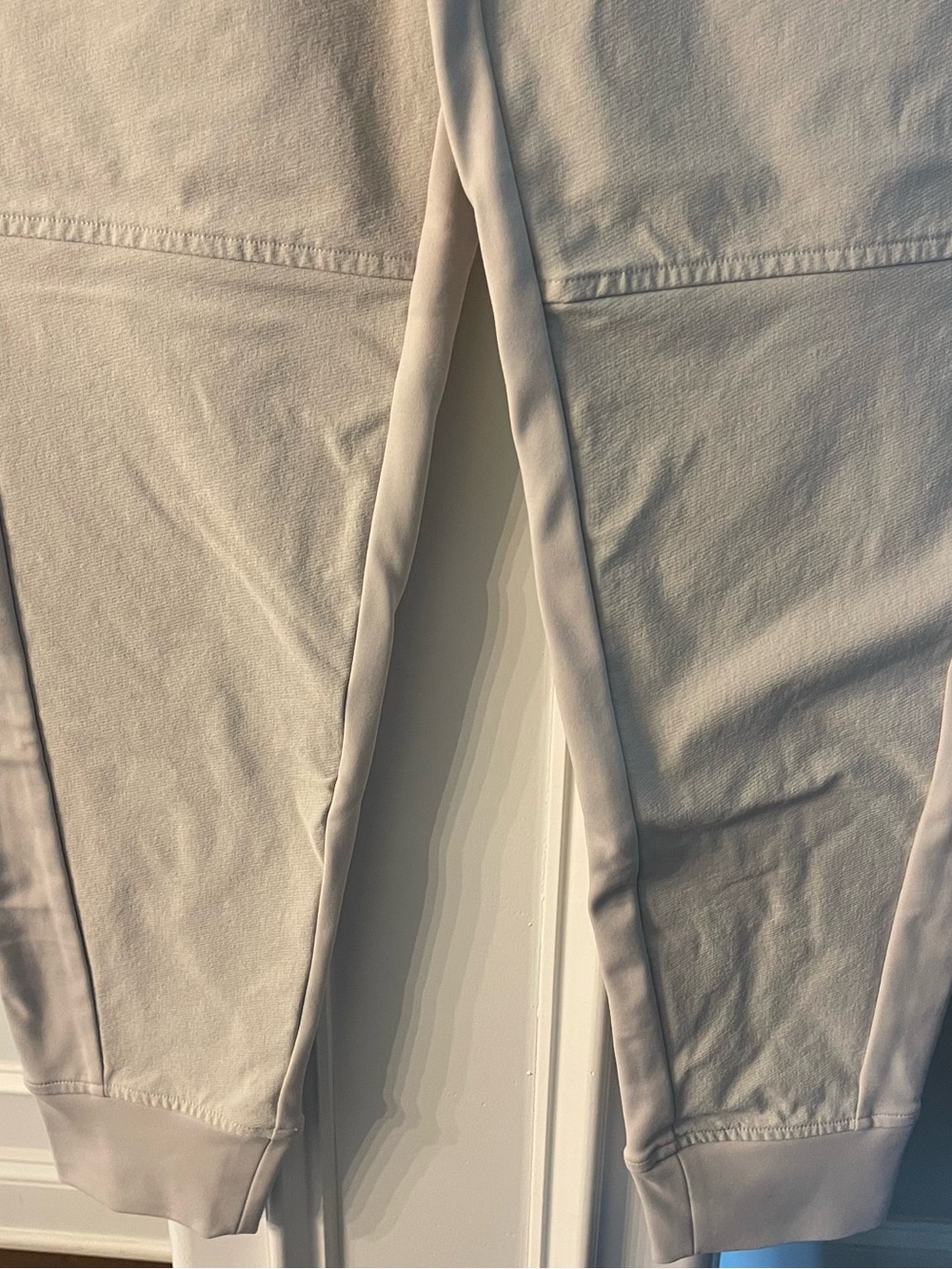 Athleta Women’s Light Beige Jogger Sweatpants with Zip Pockets - Picture 3 of 9